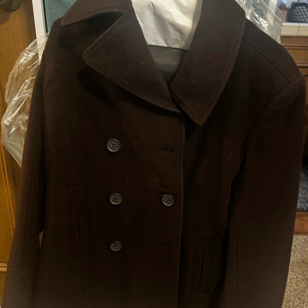 Elegant Brown Double-Breasted Women's Coat